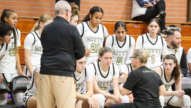 Mitty University girls basketball plus Sabrina Ionescu at Ionescu Showcase at De La Salle by Sam Stringer 1-20-2024012020248